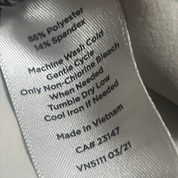 T BY‎ TALBOTS 1/4 ZIP FLORAL JACKET SIZE XL - Picture 7 of 8